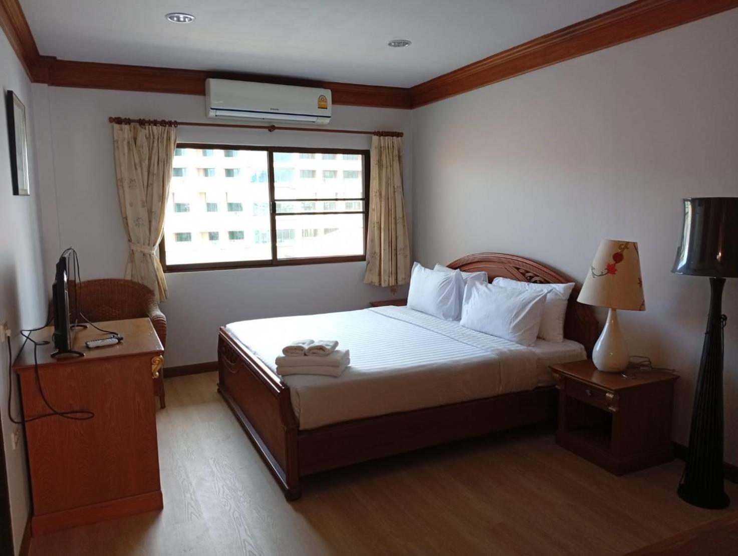 Hotel House 3*